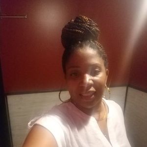 Meet your Posher, Lakisha